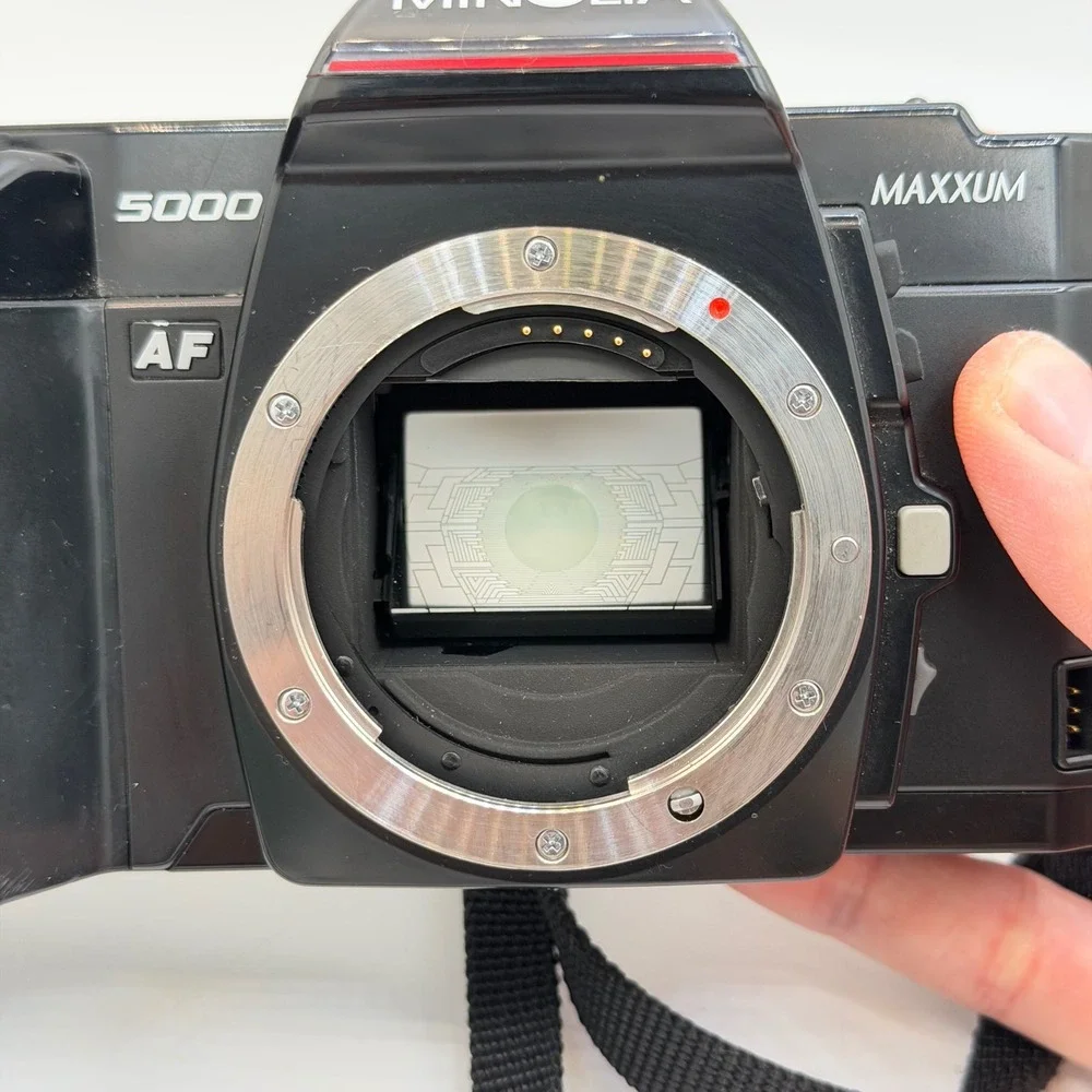 Minolta Maxxum 5000 35mm SLR Camera W/ 35-70mm 70-210 Lenses + Acc - Tested!